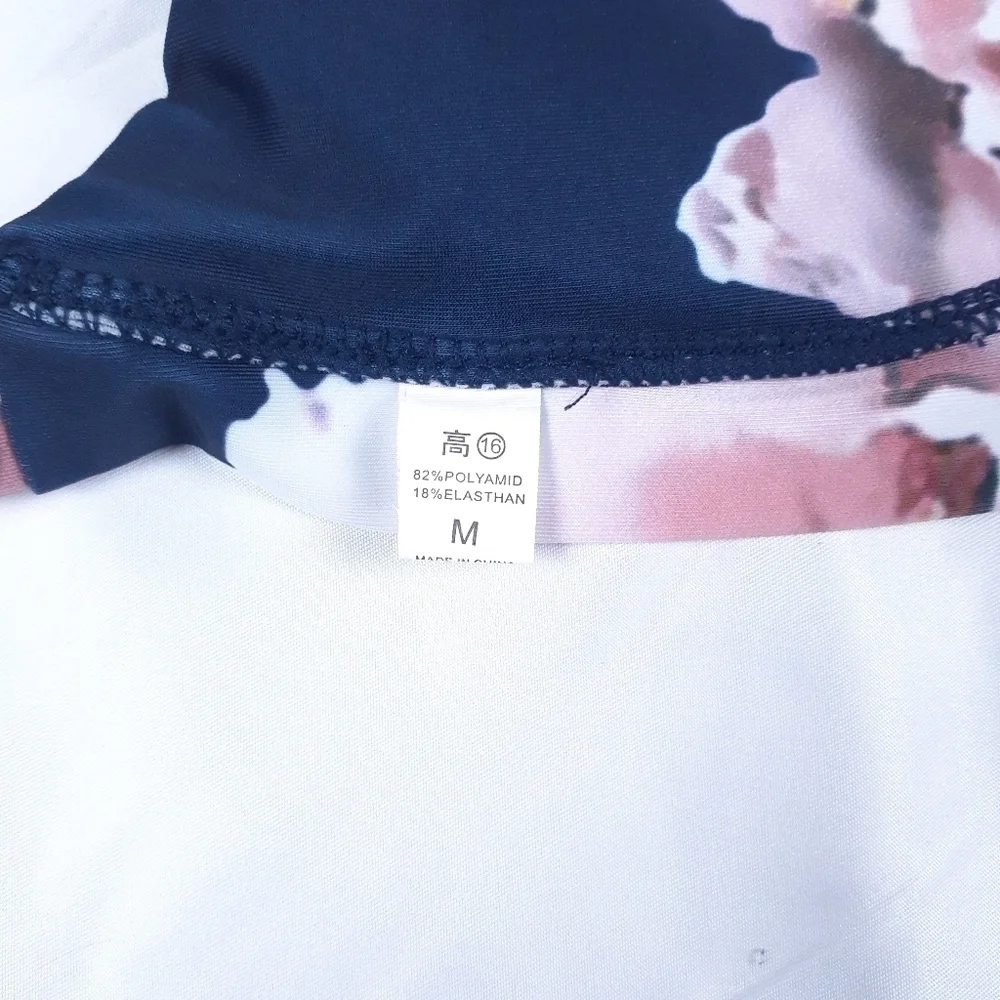 Navy Blue Floral Bikini Top Size Medium - Picture 5 of 6